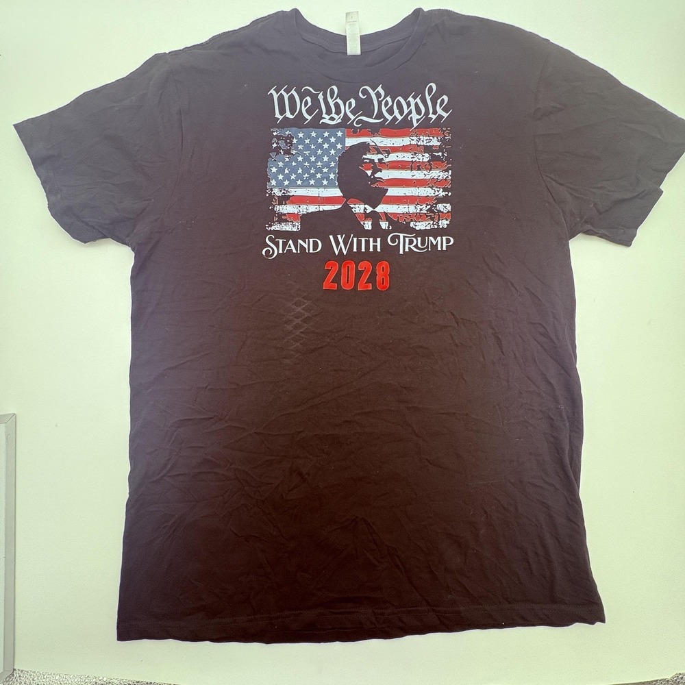 Circle Clothing Shirt Mens Large Black We The People Trump 2028 Tee USA